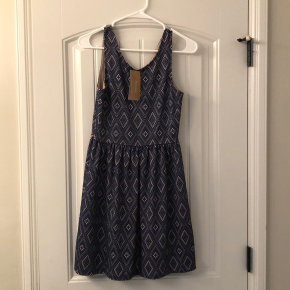 Dresses & Skirts - NWT Women’s Ayla dress